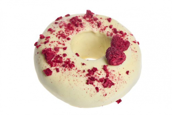 kleiner-weisser-himbeer-baumkuchen-02